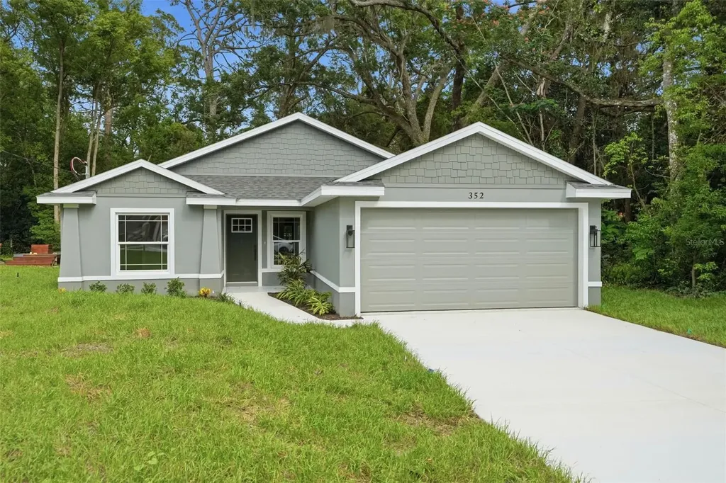 352 Garfield Masaryktown FL 34604