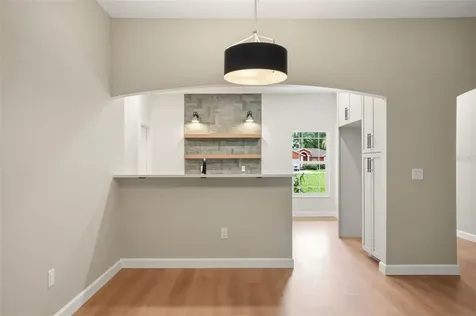 352 Garfield Masaryktown FL 34604