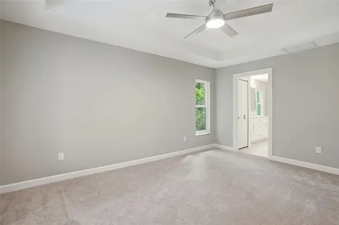 352 Garfield Masaryktown FL 34604