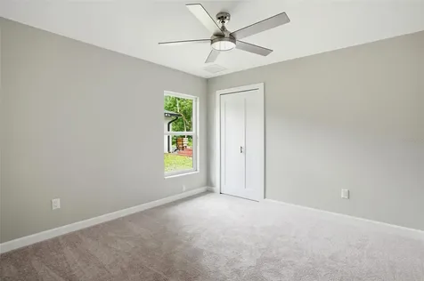 352 Garfield Masaryktown FL 34604