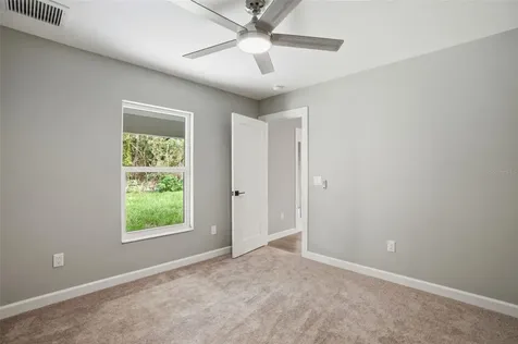 352 Garfield Masaryktown FL 34604