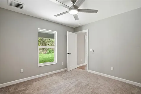 352 Garfield Masaryktown FL 34604