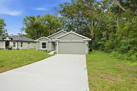 352 Garfield Masaryktown FL 34604