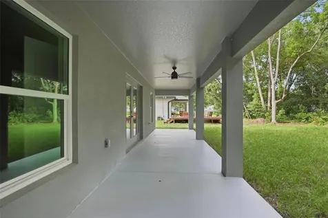 352 Garfield Masaryktown FL 34604