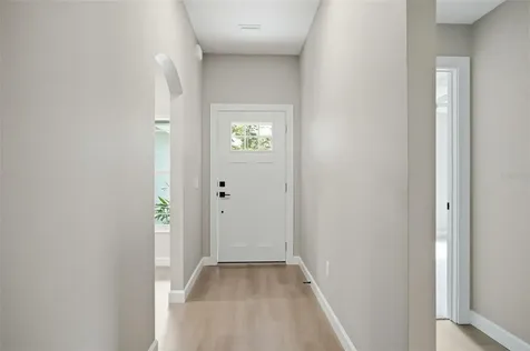 352 Garfield Masaryktown FL 34604