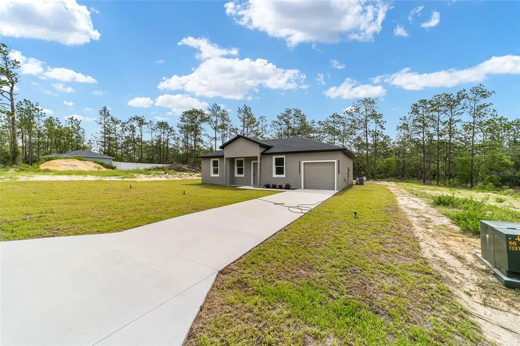 427 SW Alvarez Road Dunnellon FL 34431
