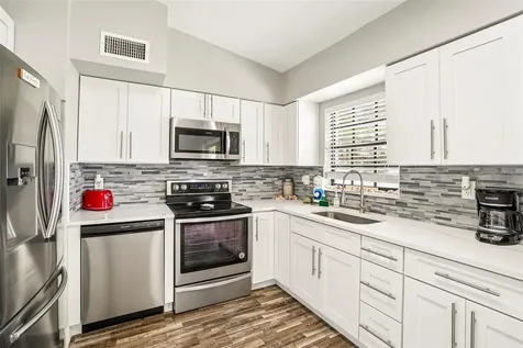 1428 Parkwood Street Clearwater FL 33755