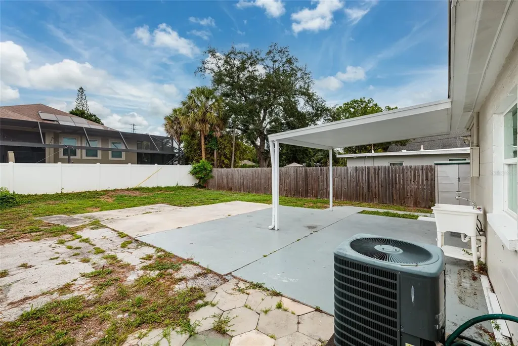 101 40th Avenue NE St Petersburg FL 33703