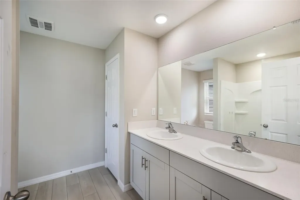 7627 Twinleaf Terrace Parrish FL 34219