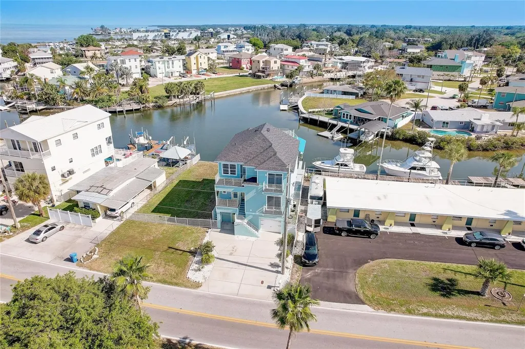 6511 Clark Street Hudson FL 34667