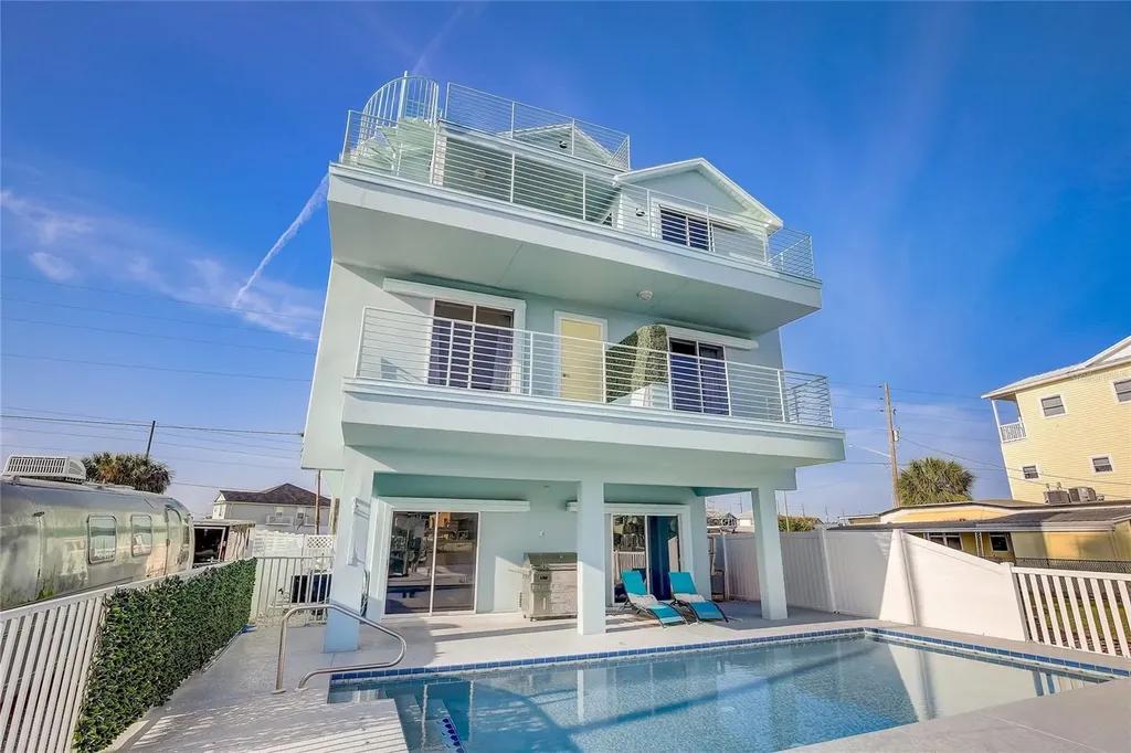 6511 Clark Street Hudson FL 34667
