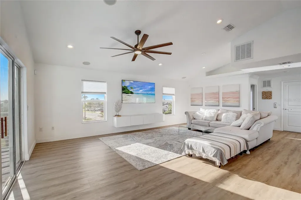 6511 Clark Street Hudson FL 34667