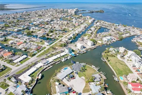 6511 Clark Street Hudson FL 34667