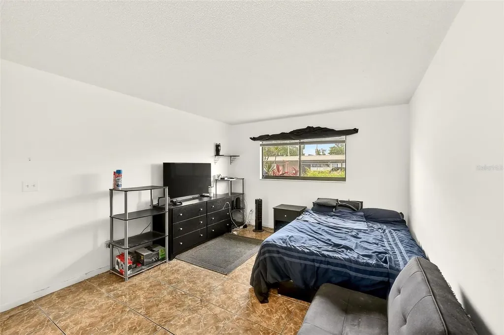 5045 70th Place N Pinellas Park FL 33781