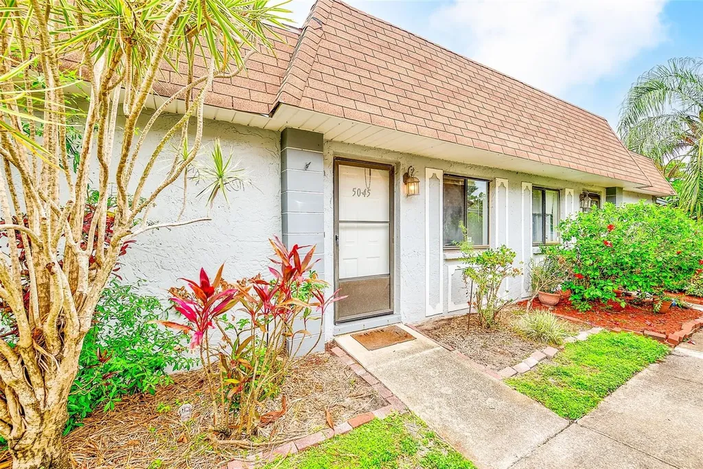 5045 70th Place N Pinellas Park FL 33781