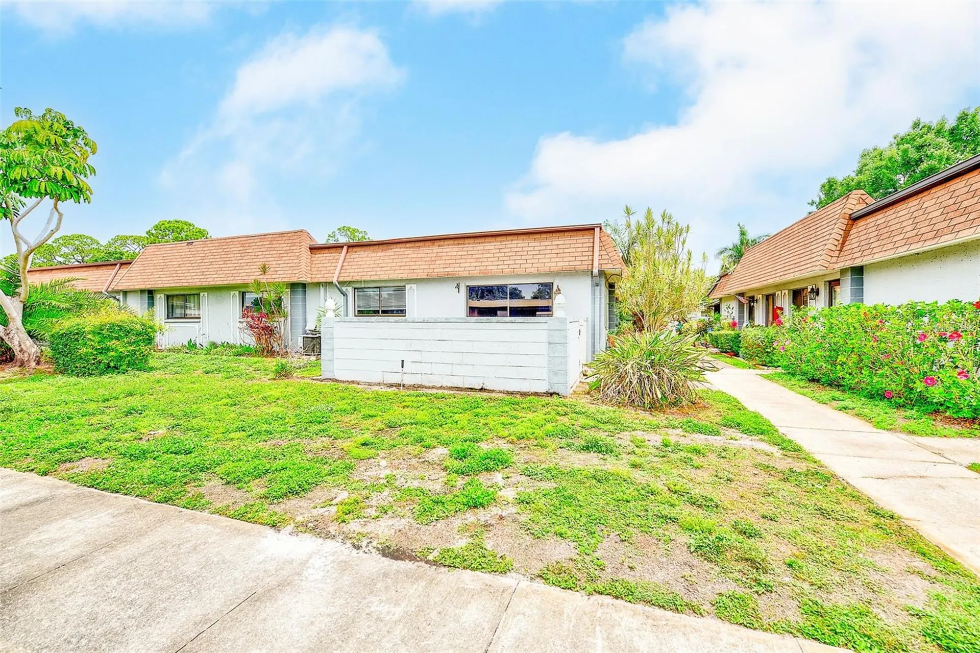 5045 70th Place N Pinellas Park FL 33781
