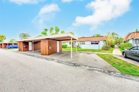 5045 70th Place N Pinellas Park FL 33781