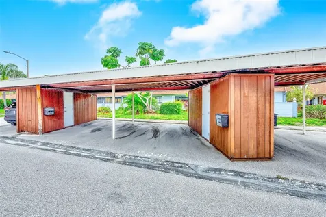 5045 70th Place N Pinellas Park FL 33781
