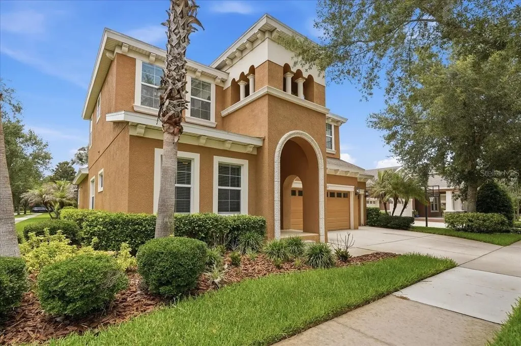 5333 Sagecrest Drive Lithia FL 33547