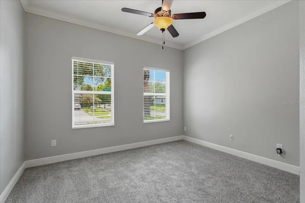 5333 Sagecrest Drive Lithia FL 33547