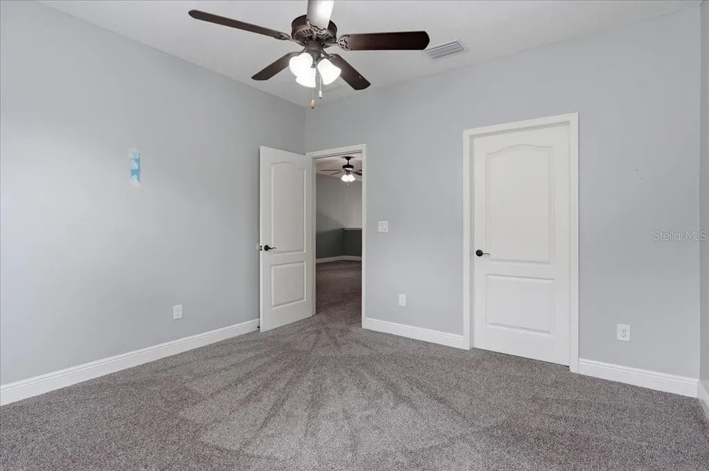 5333 Sagecrest Drive Lithia FL 33547
