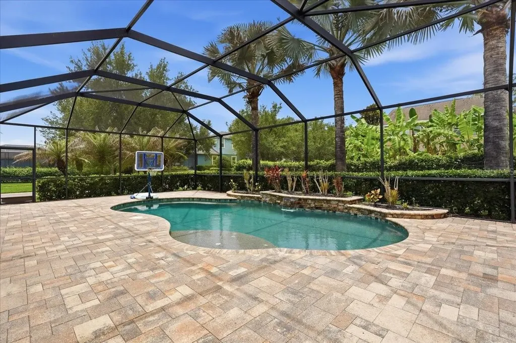 5333 Sagecrest Drive Lithia FL 33547