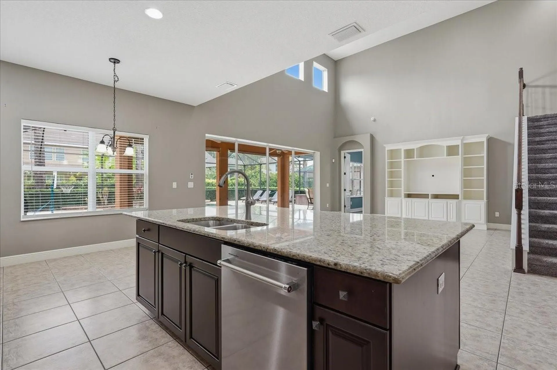 5333 Sagecrest Drive Lithia FL 33547
