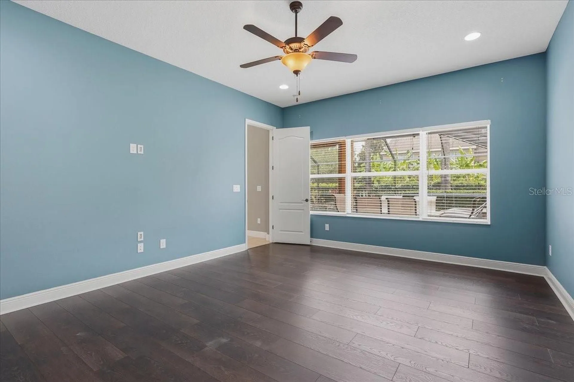 5333 Sagecrest Drive Lithia FL 33547