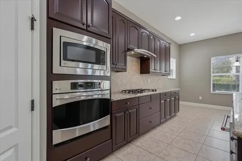 5333 Sagecrest Drive Lithia FL 33547