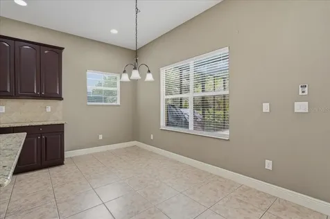5333 Sagecrest Drive Lithia FL 33547