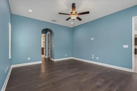 5333 Sagecrest Drive Lithia FL 33547