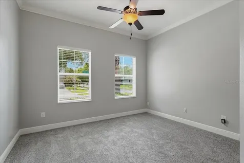 5333 Sagecrest Drive Lithia FL 33547