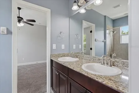 5333 Sagecrest Drive Lithia FL 33547