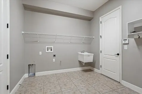 5333 Sagecrest Drive Lithia FL 33547