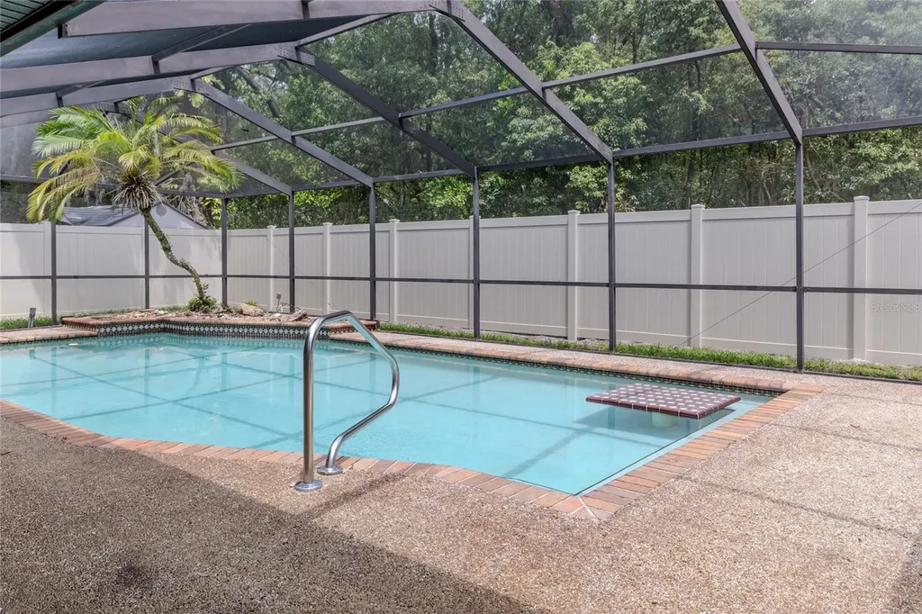 1028 Sylvia Lane Tampa FL 33613