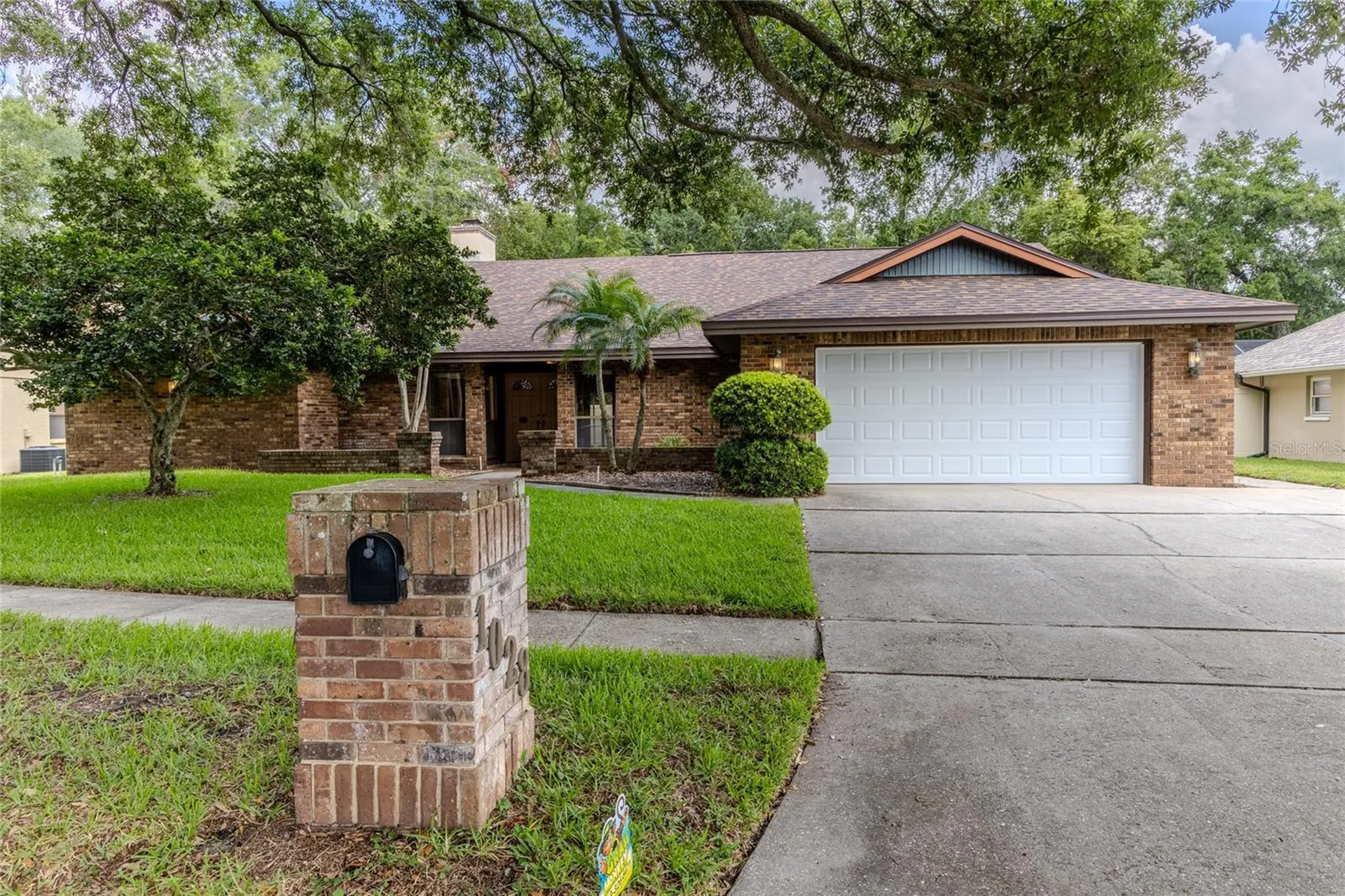 1028 Sylvia Lane Tampa FL 33613