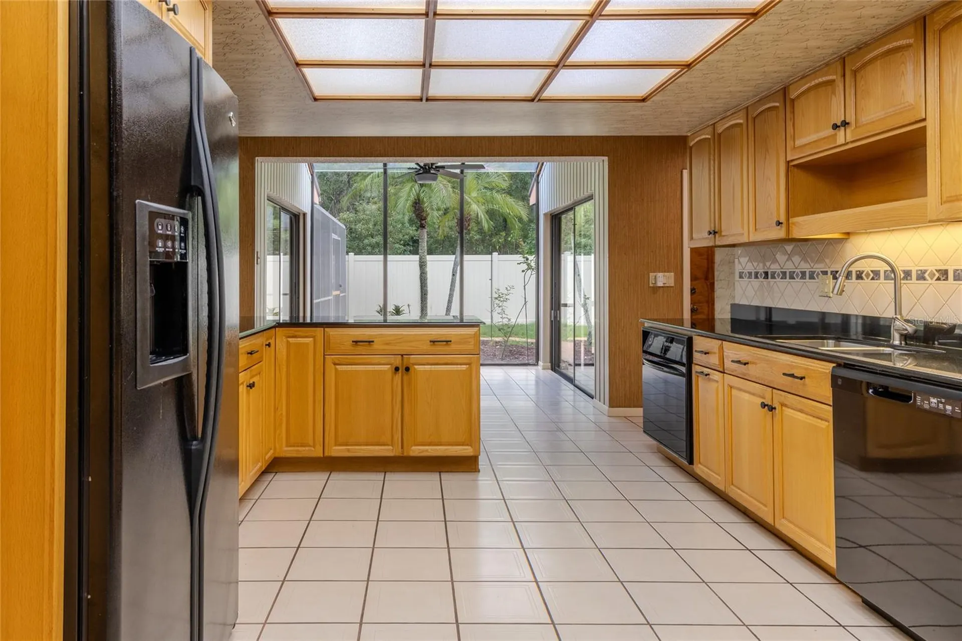 1028 Sylvia Lane Tampa FL 33613