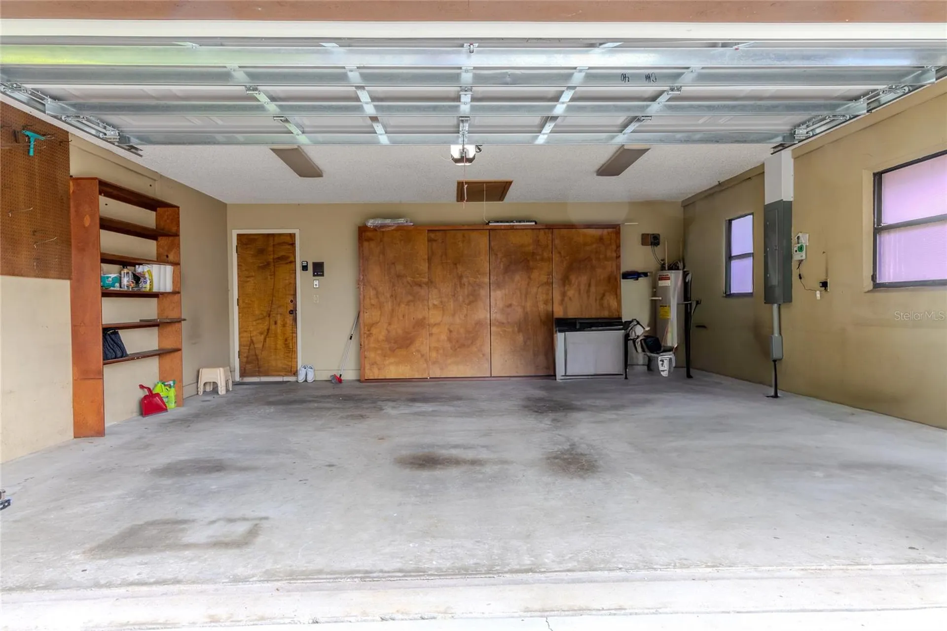1028 Sylvia Lane Tampa FL 33613