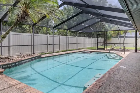 1028 Sylvia Lane Tampa FL 33613