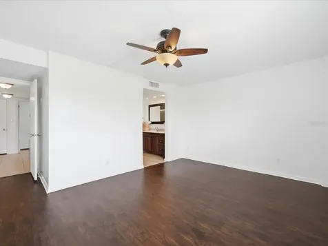 13626 Greenfield Drive Tampa FL 33618