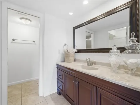13626 Greenfield Drive Tampa FL 33618