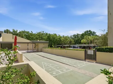 13626 Greenfield Drive Tampa FL 33618