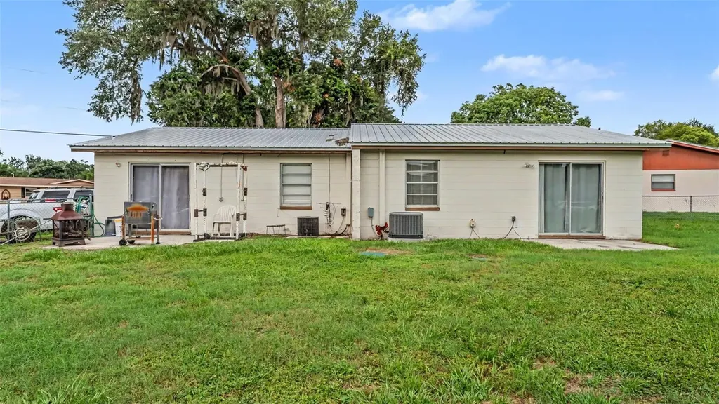 710 & 712 W Alamo Drive Lakeland FL 33813