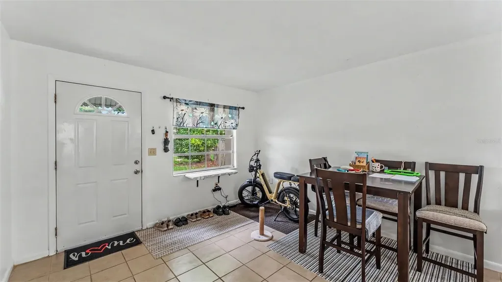 710 & 712 W Alamo Drive Lakeland FL 33813