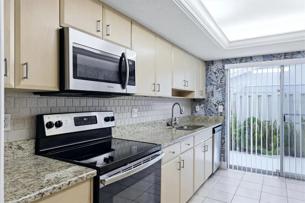 6283 Green View Circle S Sarasota FL 34231