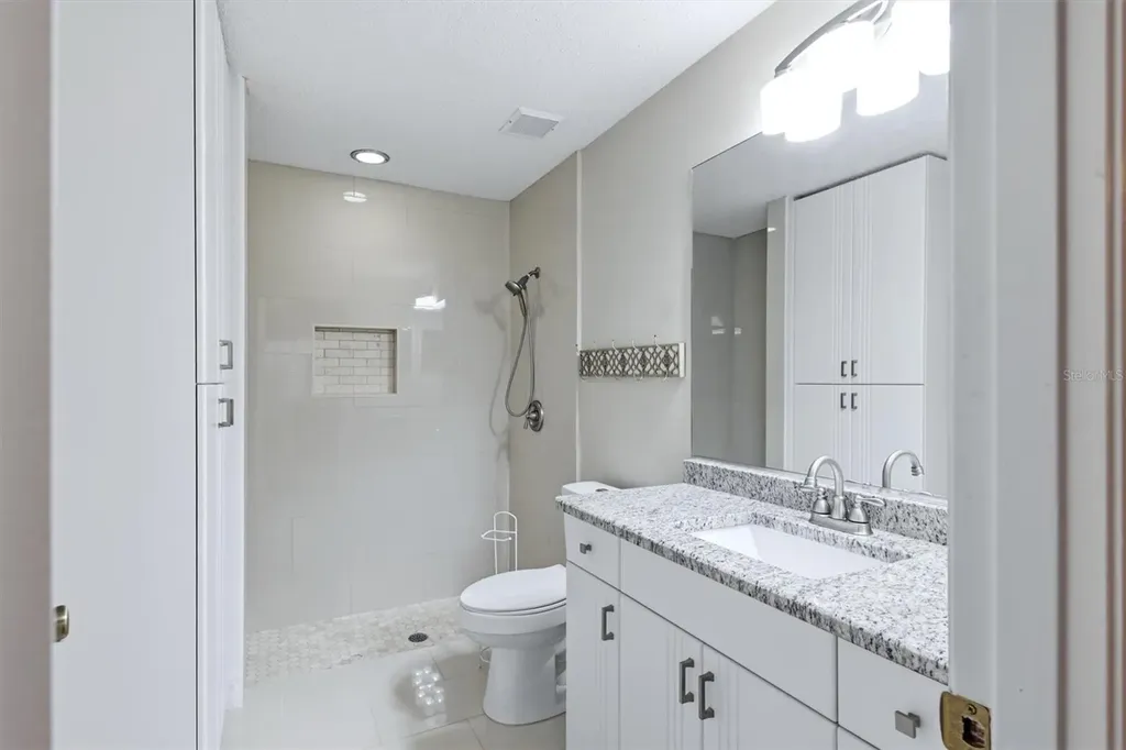 6283 Green View Circle S Sarasota FL 34231