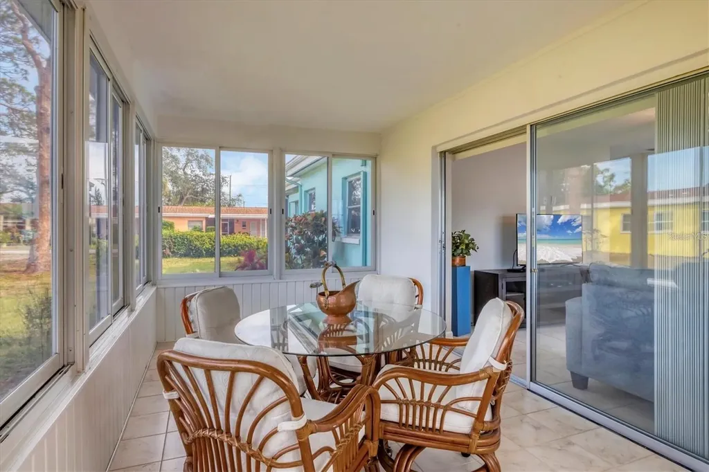 6283 Green View Circle S Sarasota FL 34231