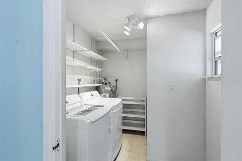 6283 Green View Circle S Sarasota FL 34231