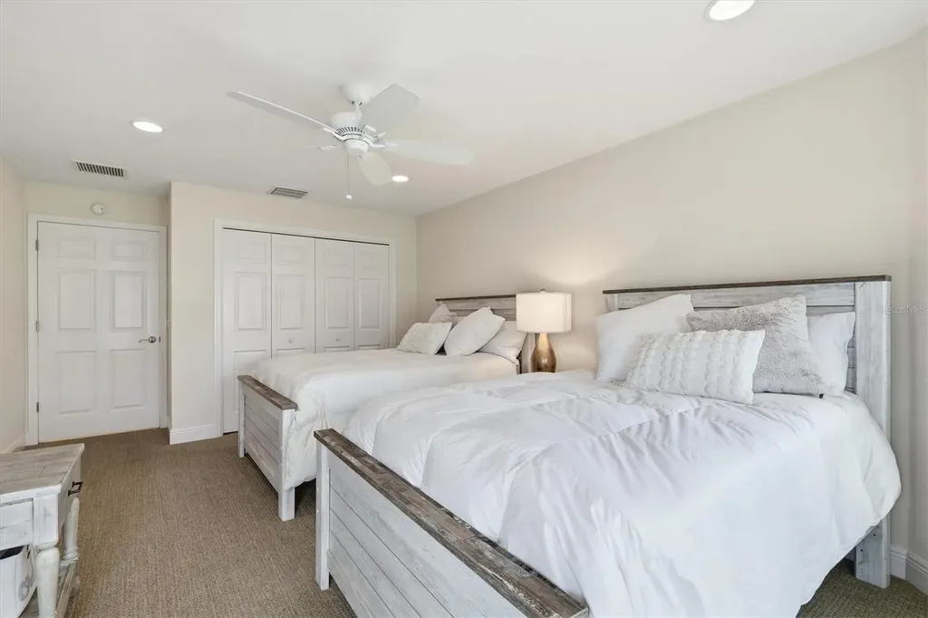 1328 Mockingbird Lane The Villages FL 32163