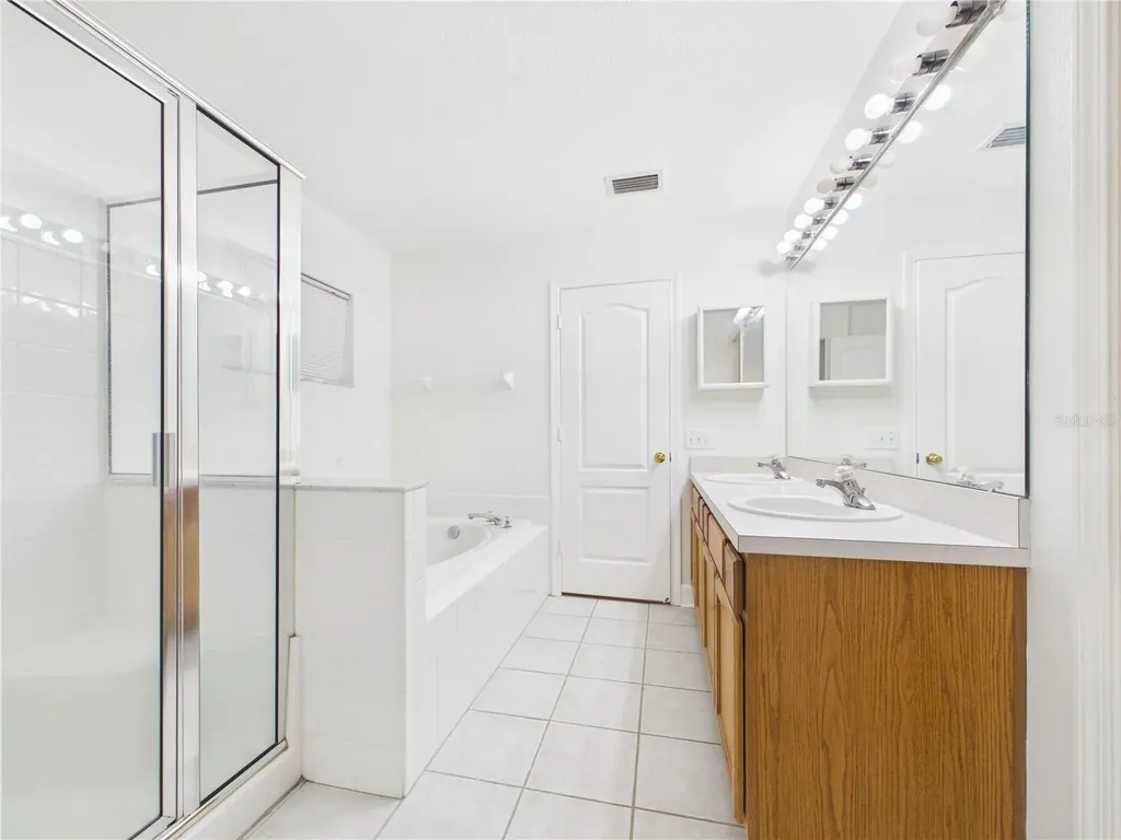 10553 Egret Haven Lane Riverview FL 33578